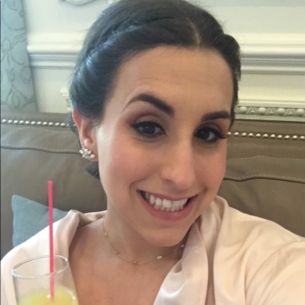 Meet your Posher, Rebecca